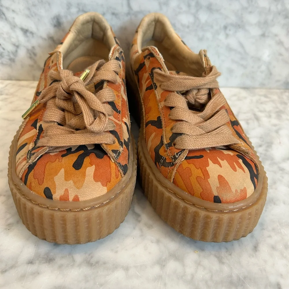 Puma FENTY by Rihanna Creeper Sneakers Orange Camo Platform | Women’s 6 - Picture 2 of 6